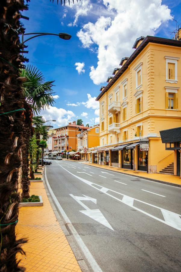 Premium Apartments Villa Herkules Opatija Exteriör bild
